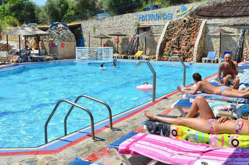 Mavrikos Hotel Planos  Exterior photo